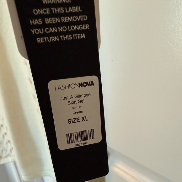 Just a Glimpse Skirt Set - Picture 3 of 3